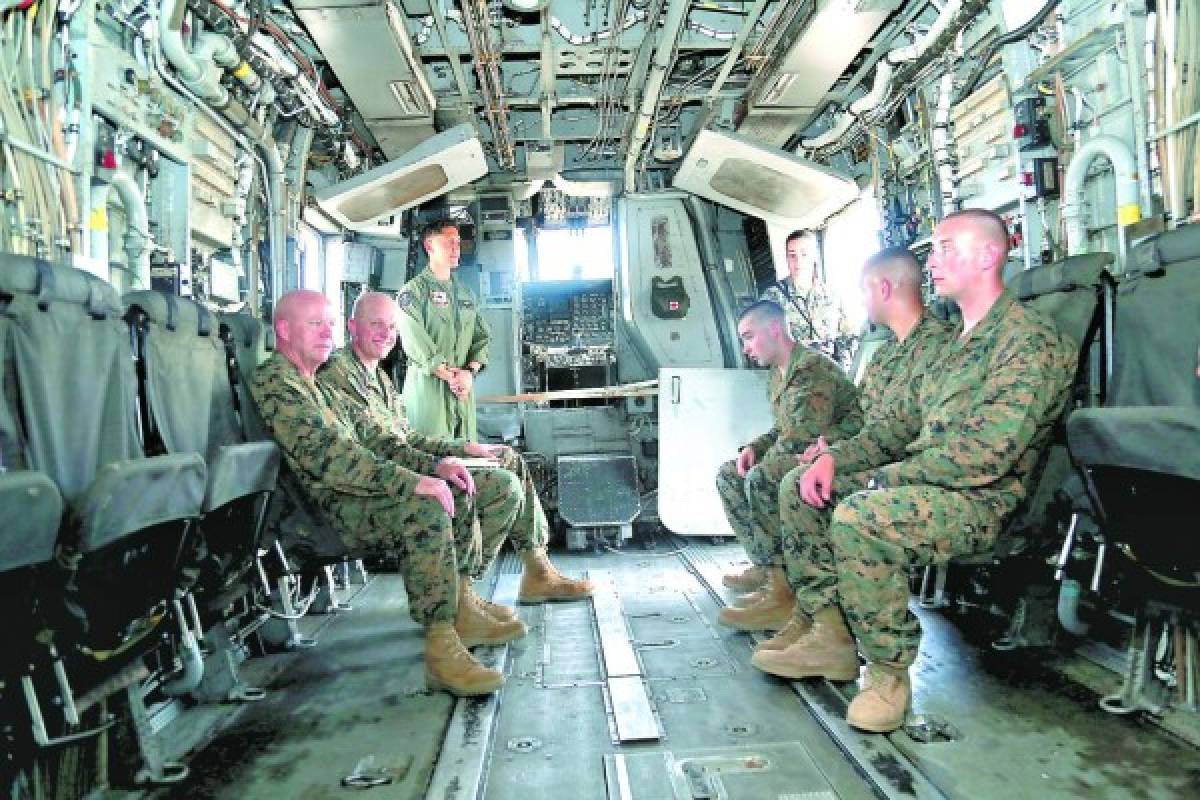 Marines de Estados Unidos construirán centros educativos en Honduras