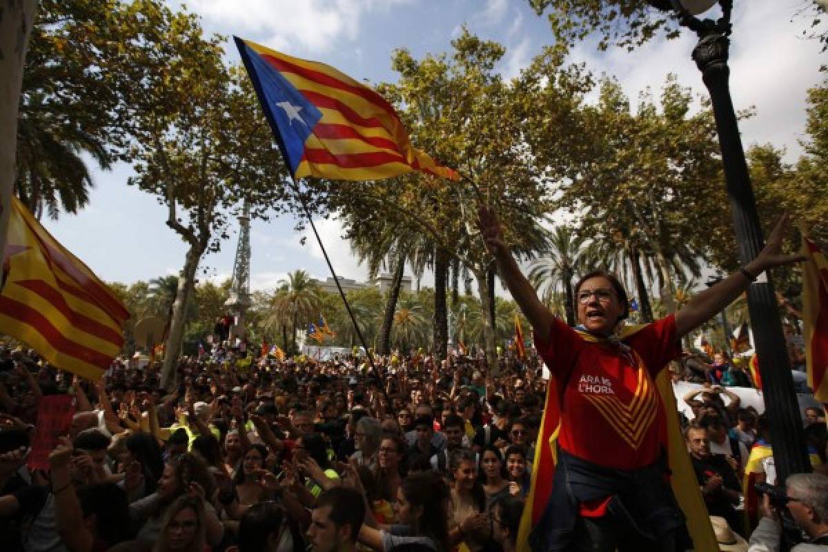 España es obviada mientras trata de impedir independencia catalana