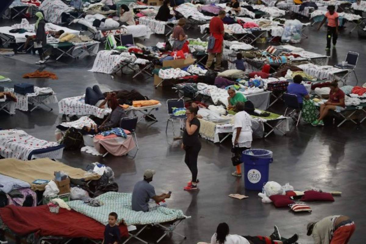 En el caso de migrantes sin documentos se anunció que no habrá redadas en los albergues de Texas. (Foto: AFP/ El Heraldo Honduras/ Noticias de Honduras)