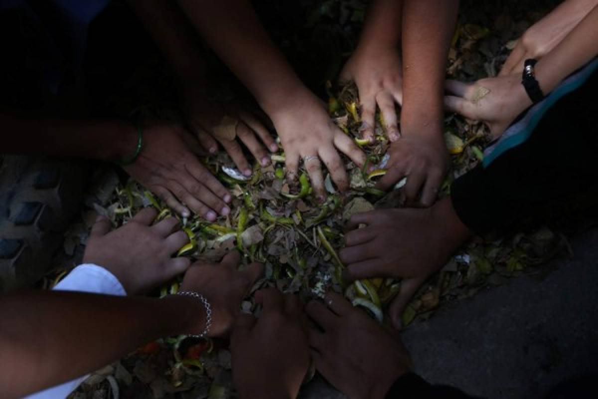 En la Escuela República de Francia, los niños aprenden a reutilizar materiales