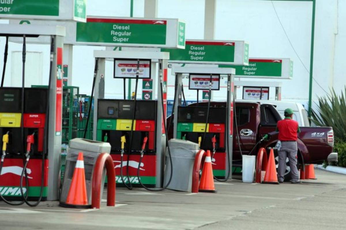 Rebajas a combustibles se aplicarán mañana