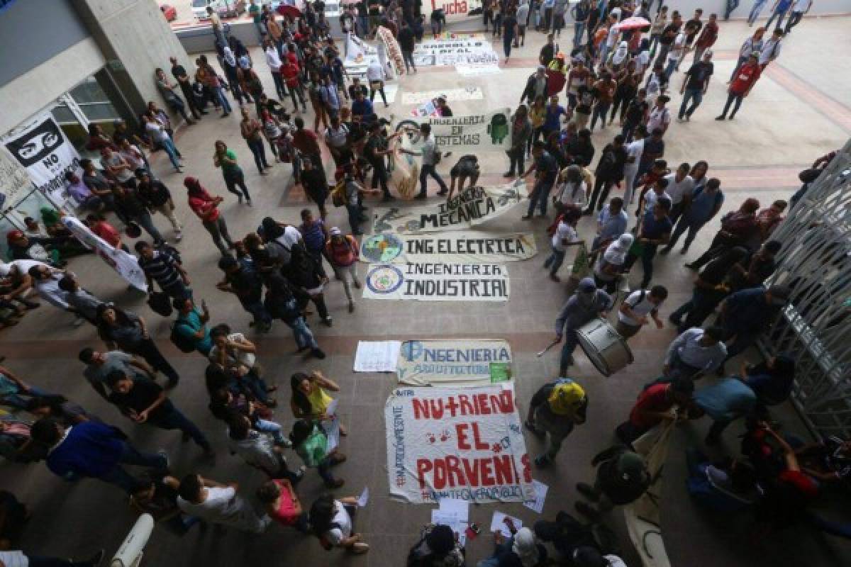 UNAH y estudiantes dialogaron sin llegar a solución de la crisis