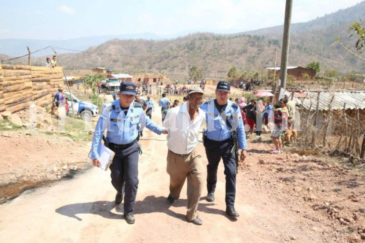 Hombre es hallado asesinado en el solar de su propia casa en la colonia Suyapa de la capital de Honduras
