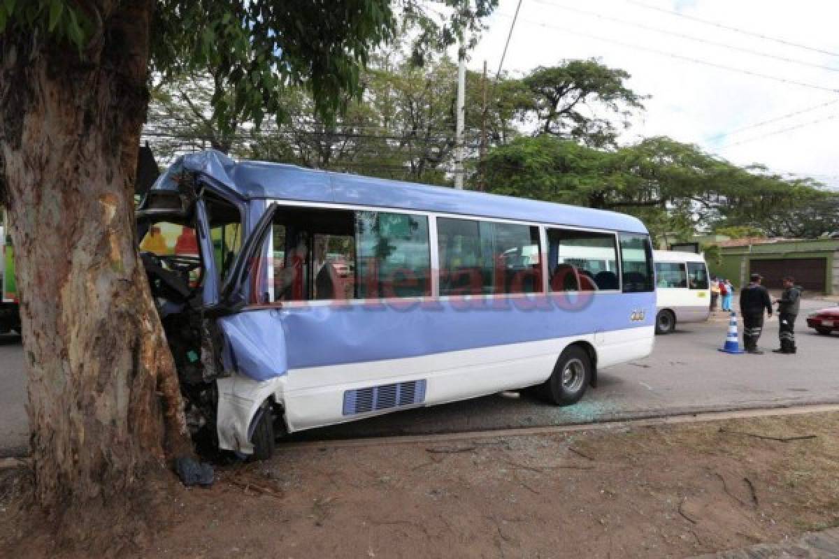 Seis personas heridas en accidente de autobús en el bulevar Los Próceres