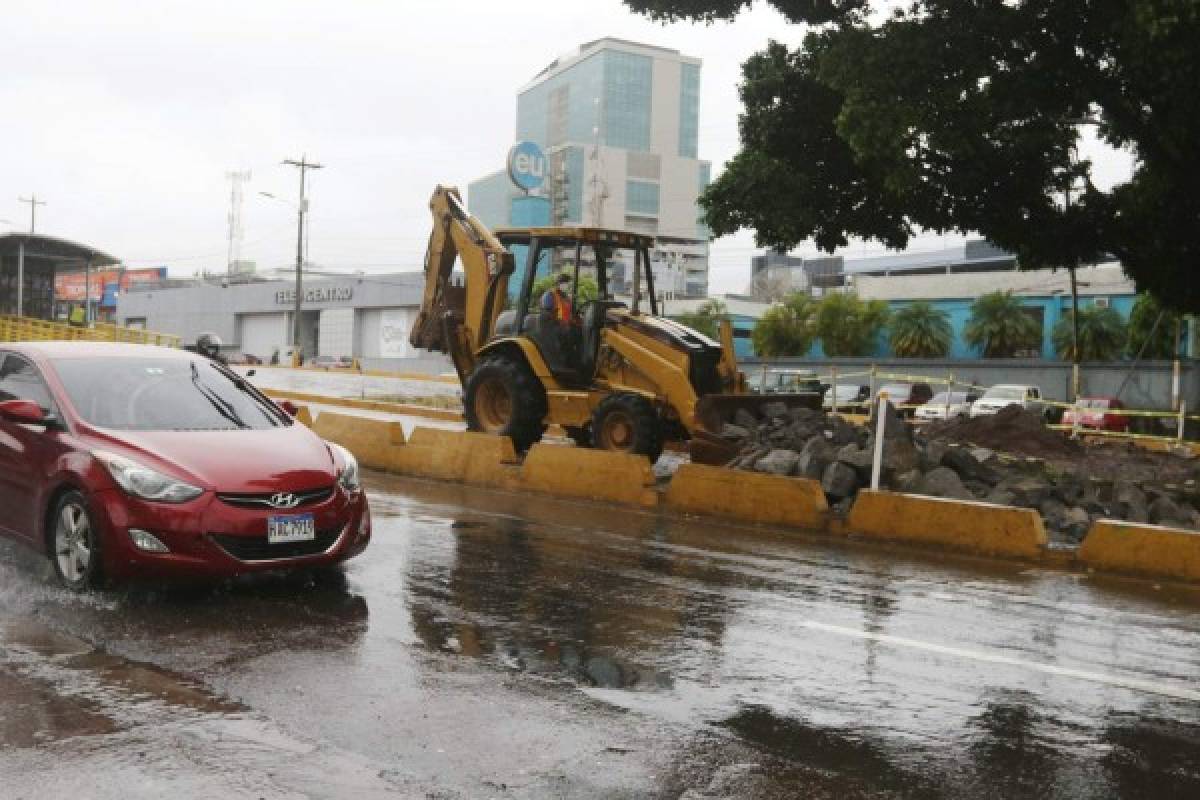 Inicia construcción de tres túneles peatonales en bulevares del Distrito Central