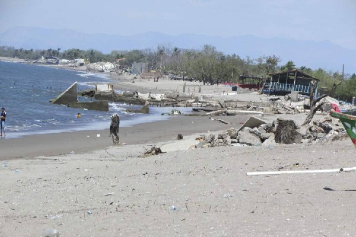 Playas de Marcovia aún sin condiciones para el turismo