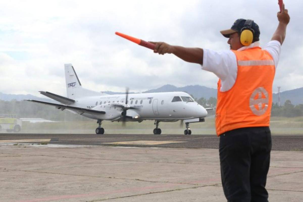 Dos aerolíneas tramitan ingreso