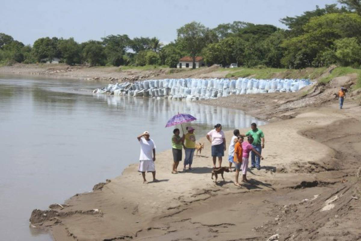 Piden a JOH concluir canales de alivio en Marcovia