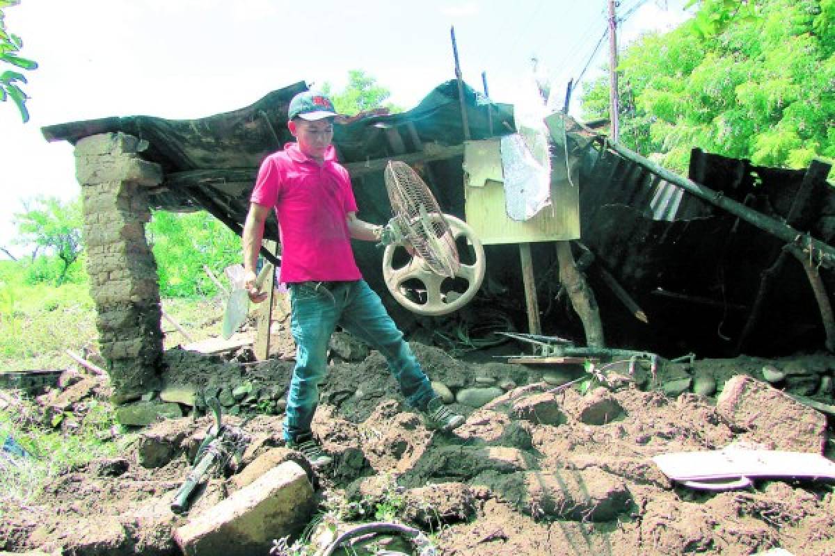 Inundaciones dejan luto y desolación en familias de la zona sur de Honduras