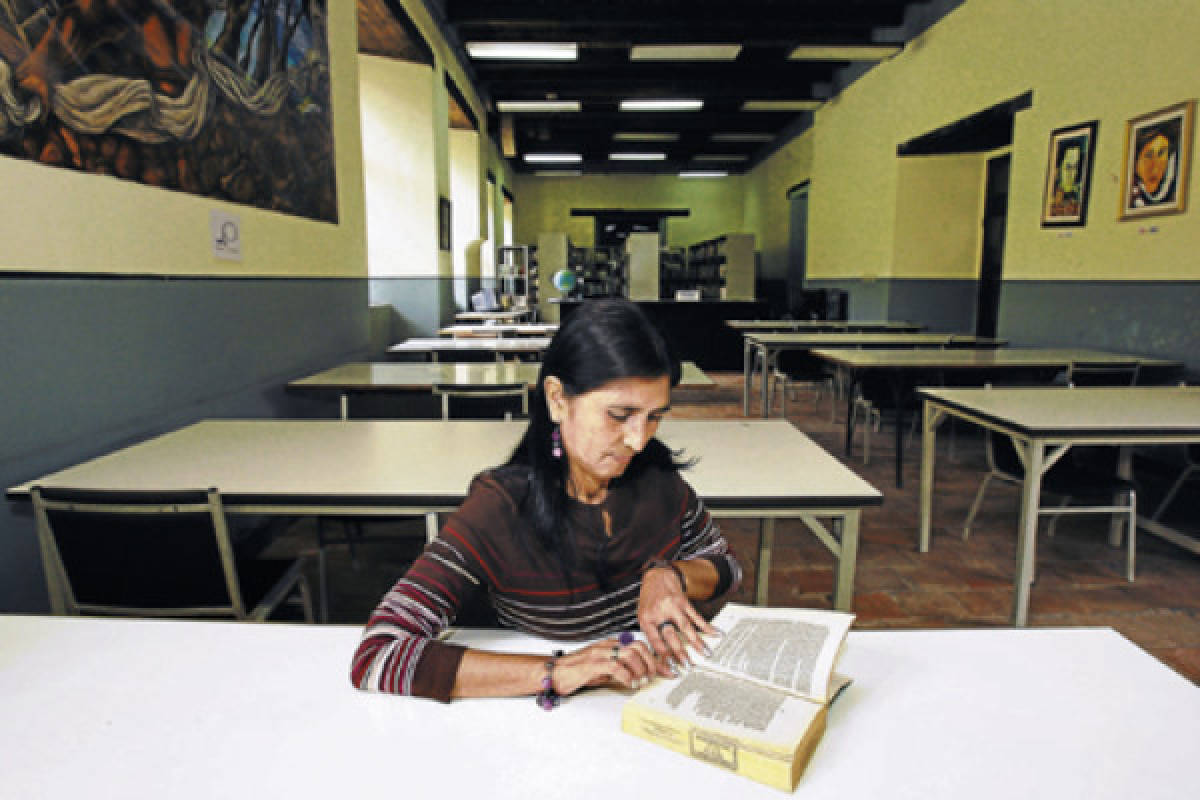 Honduras: Apenas siete libros entregó Cultura para 140 bibliotecas