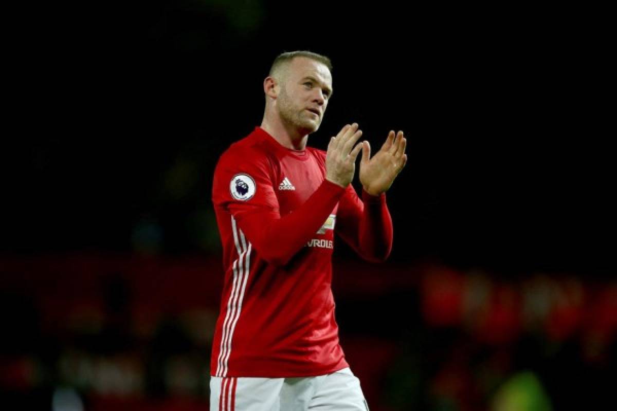 Rooney se convierte en goleador histórico de Man United