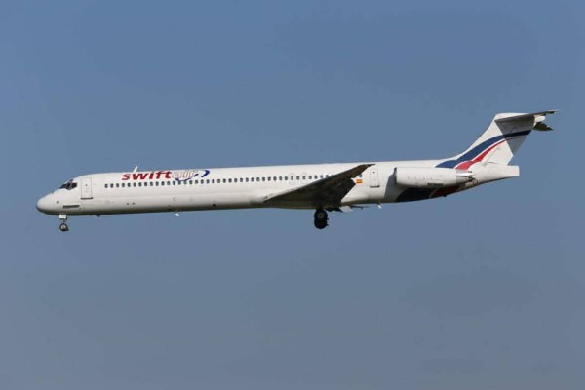 Hallan restos de avión de Air Algerie en Malí