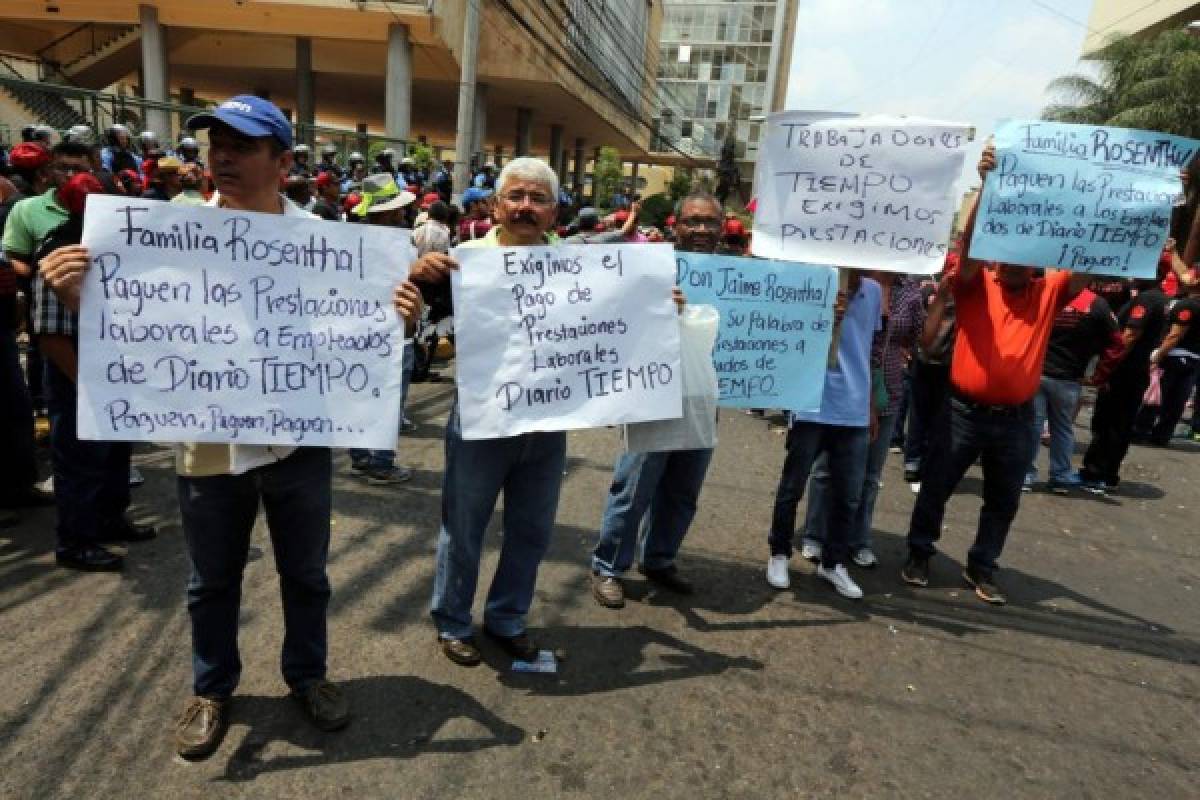 Trabajadores conmemoran su día entre quejas y descontento por crisis social