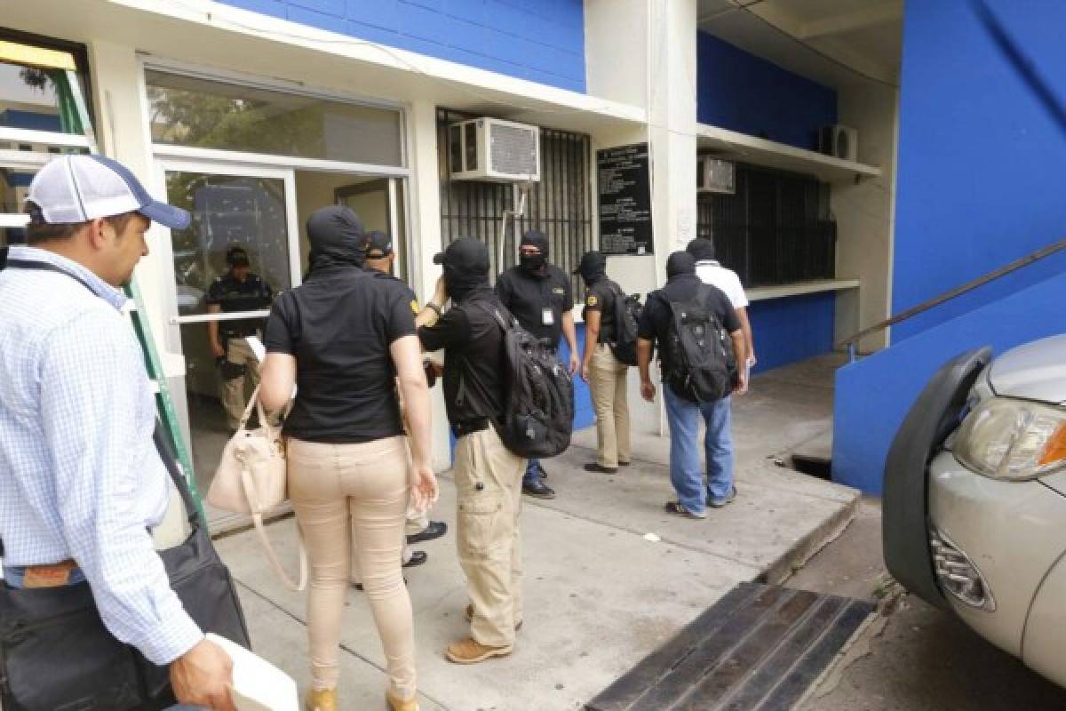 ATIC secuestra documentos por caso de los Cachiros en Insep, Fondo Vial y Ambiente