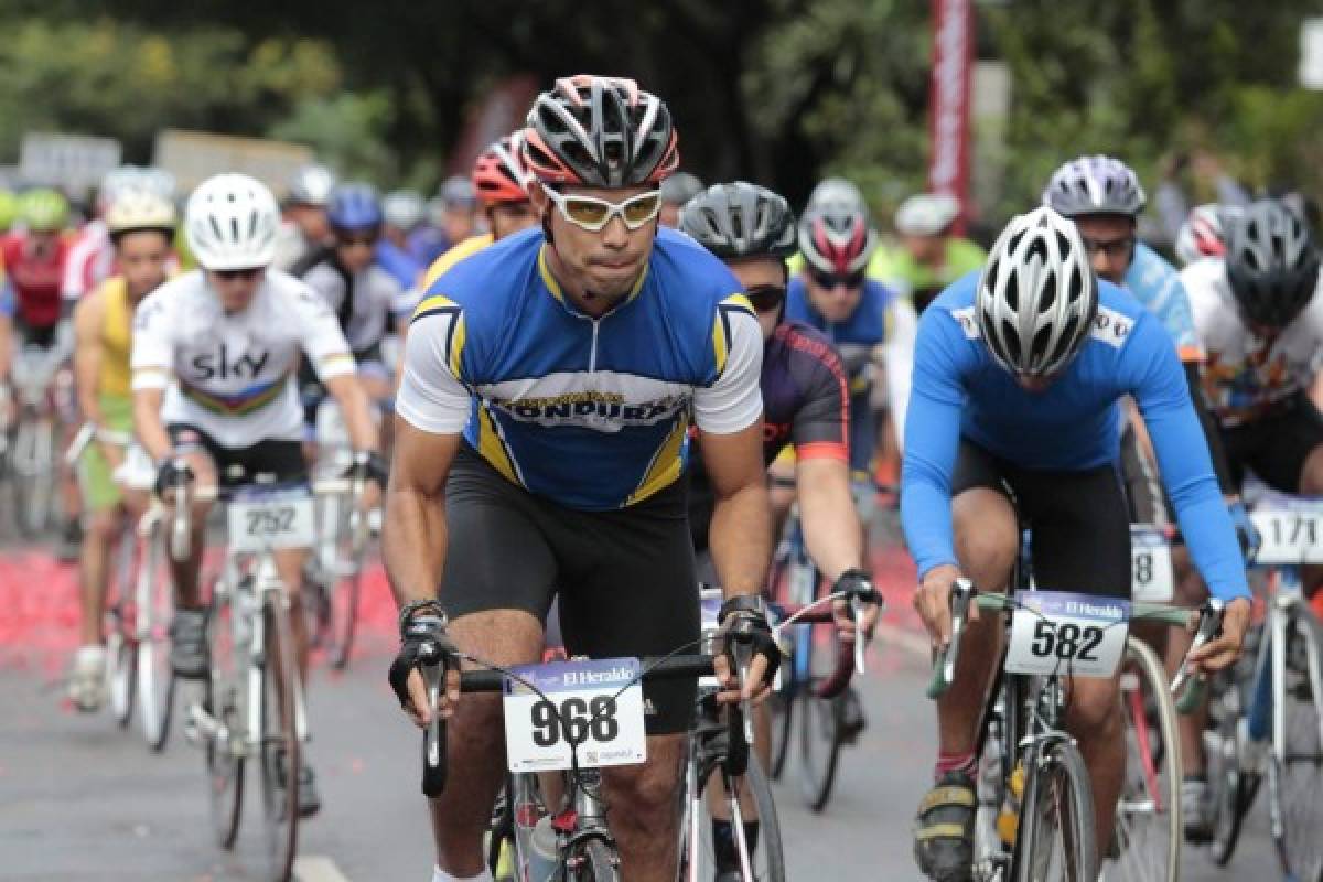 Lista de participantes en 3ra Vuelta Ciclística