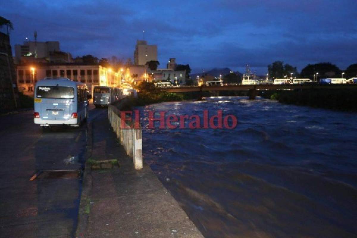 FOTOS: Así está la capital de Honduras ante imparable lluvia