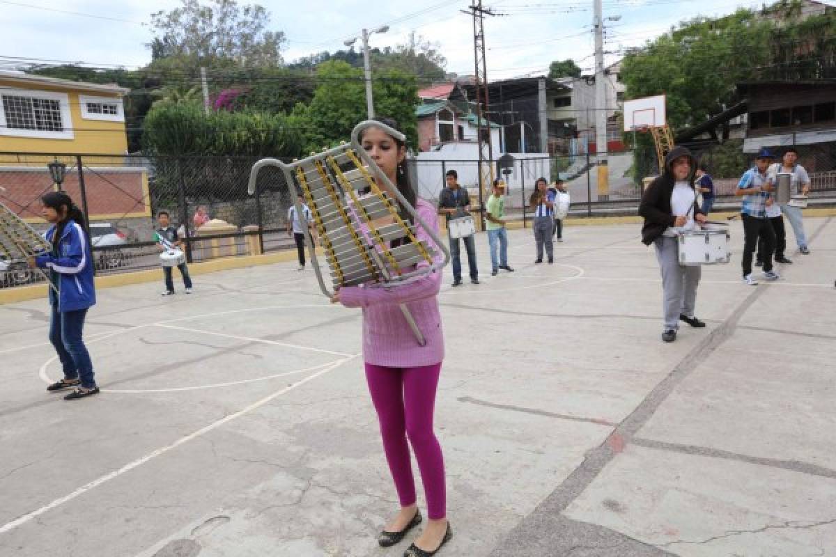 Así se prepararon las bandas para el 15 de septiembre