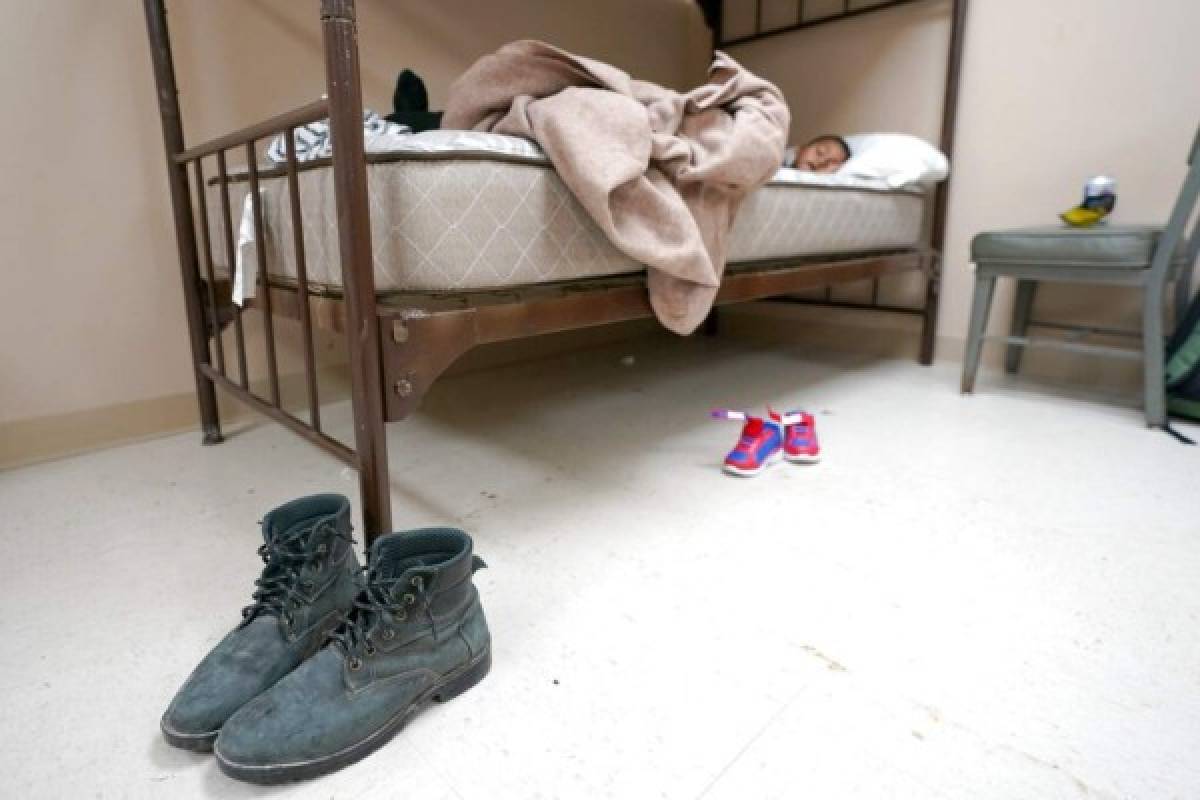 Niños migrantes podrían ser llevados a base de Guardia Nacional en California