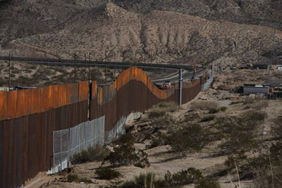Cinco frases de Trump dirigidas a Centroamérica al firmar decreto para construir muro