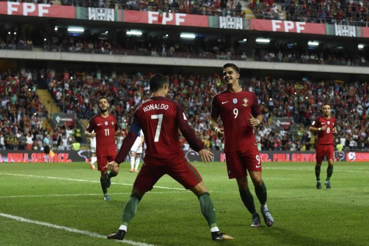 Portugal gana 5-1 a Islas Feroe con un triplete de Cristiano Ronaldo