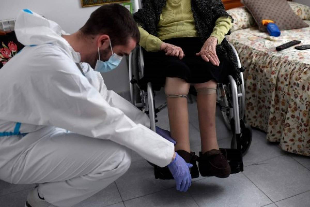 El balance diario en España desciende a 288 muertos por coronavirus