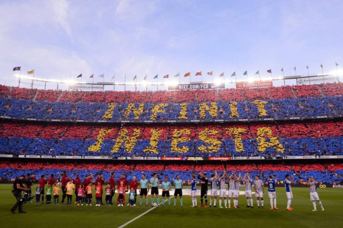 'Infinito' es y será Andrés Iniesta para los aficionados del FC Barcelona. (AFP)