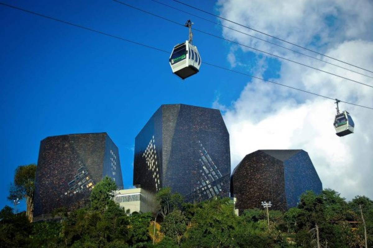 escaleras al cielo de medellín...