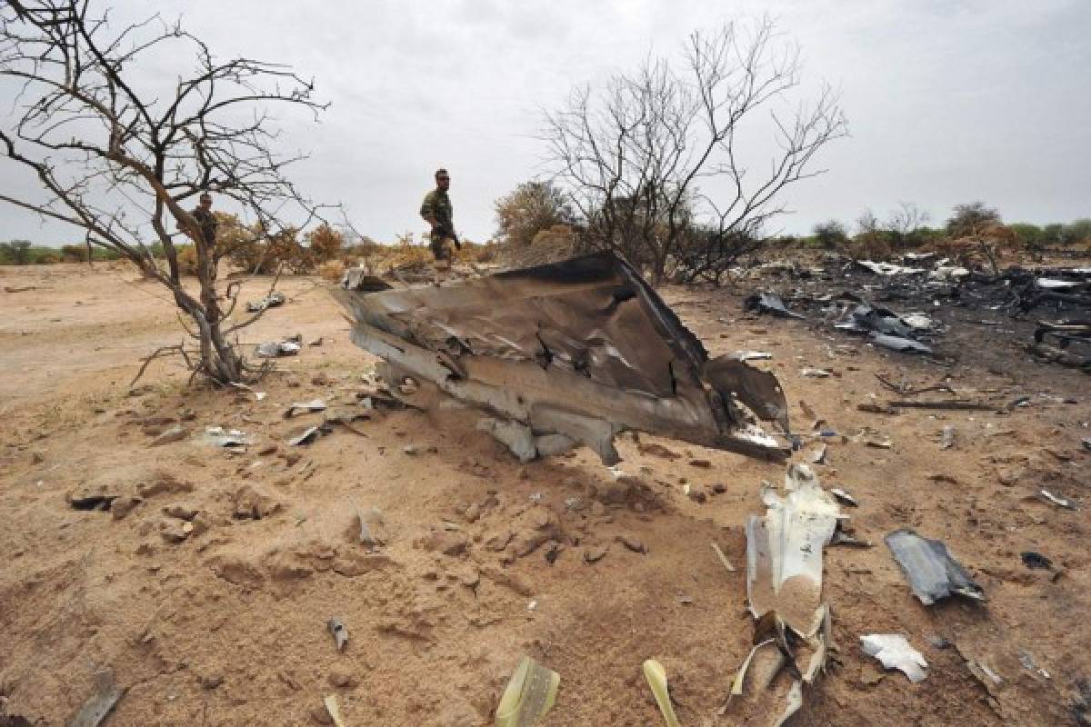 Hallan la segunda caja negra del avión de Air Algérie