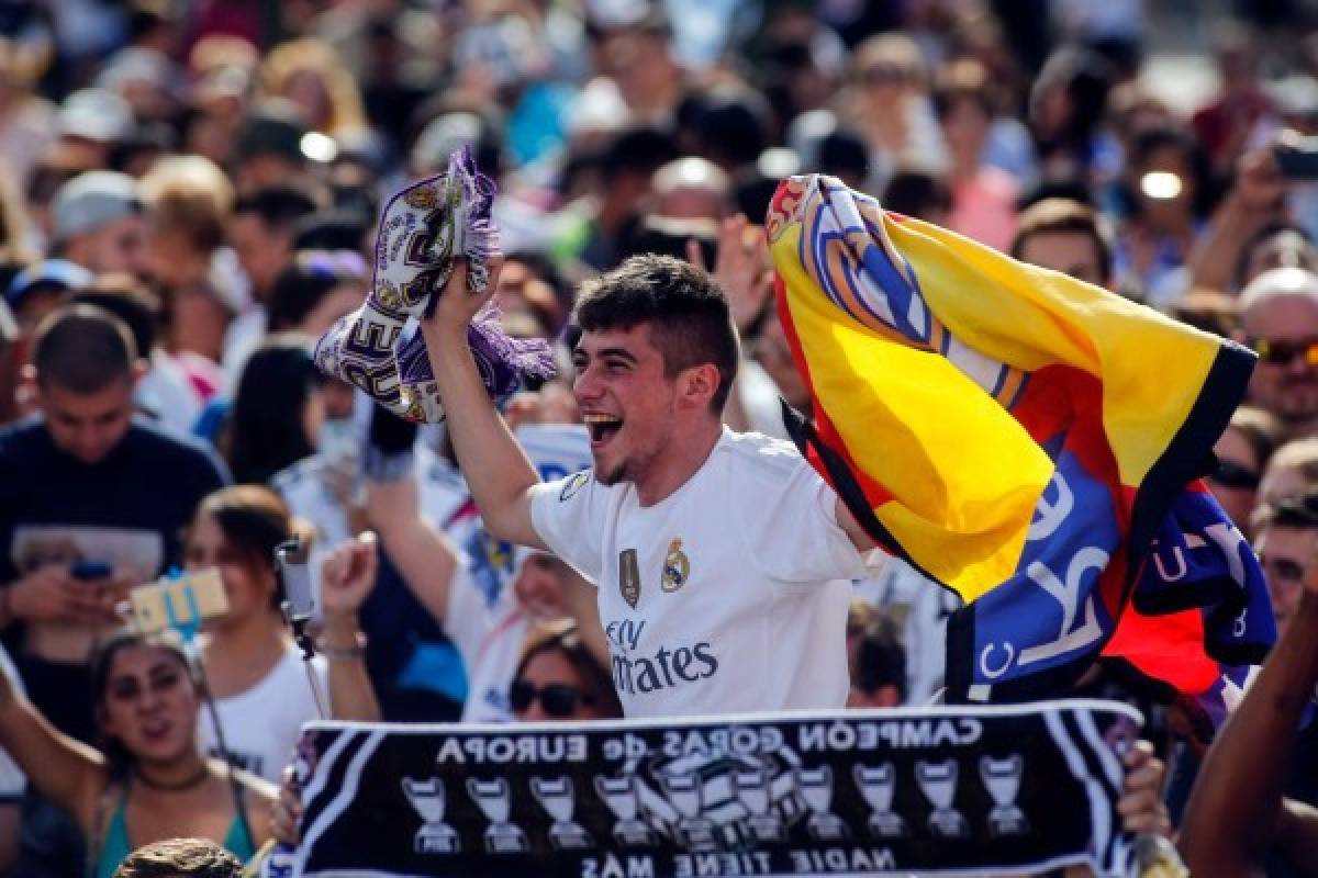 Real Madrid festeja con sus seguidores la obtención de la Duodécima Champions League