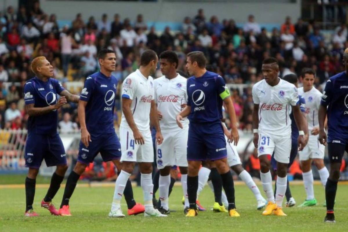 Jugadores de Motagua y Olimpia se fueron a golpes en los camerinos después del clásico