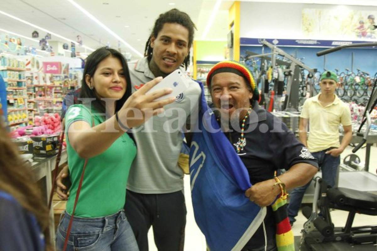 Motagua se deja querer por su afición en San Pedro Sula
