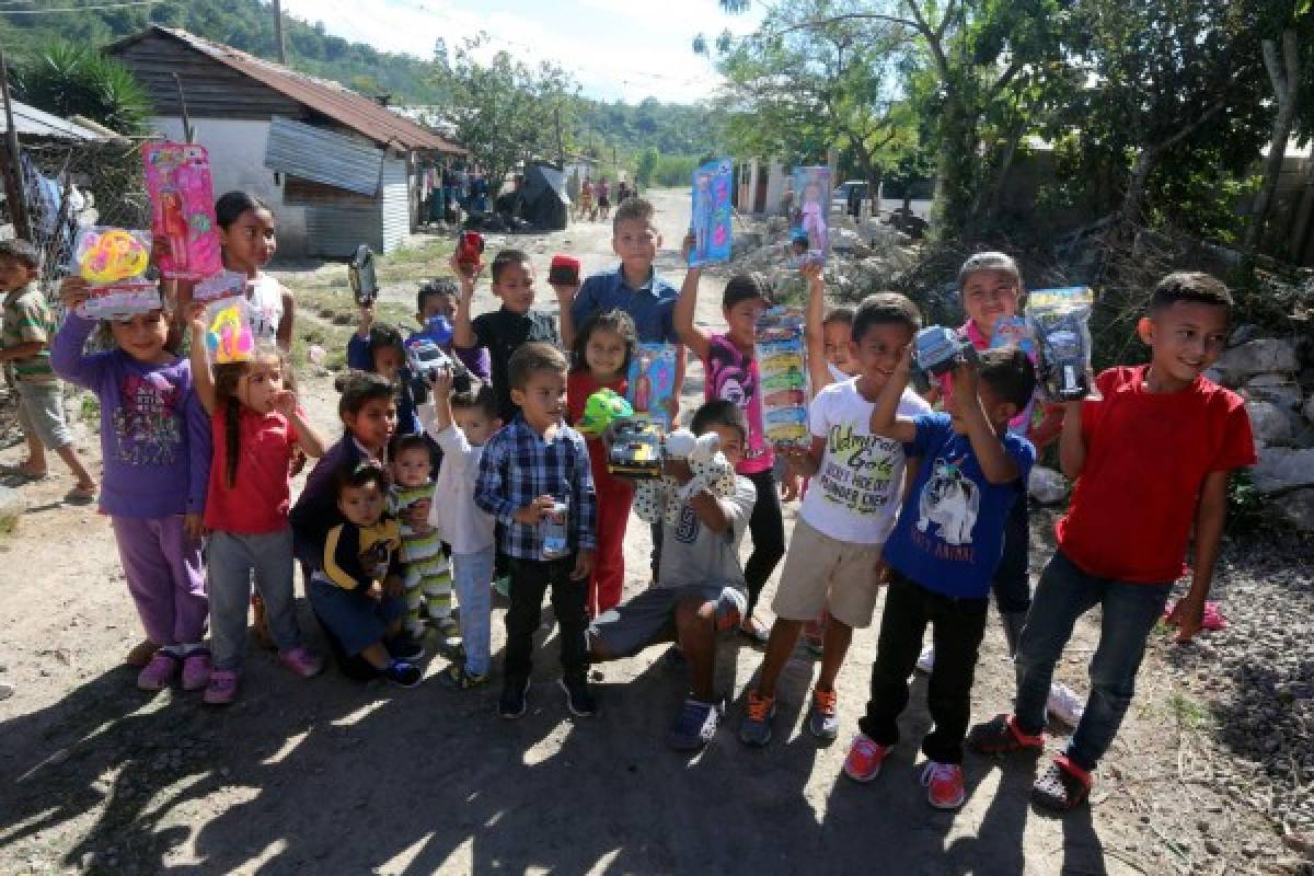 Inolvidable Navidad en el barrio El Chino de la aldea Mateo