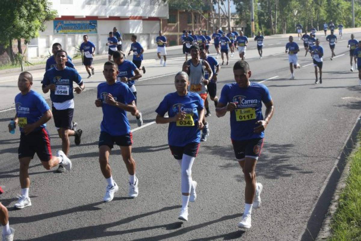 Más de 4 mil participantes se dieron cita en la Primera Carrera del Policía Hondureño