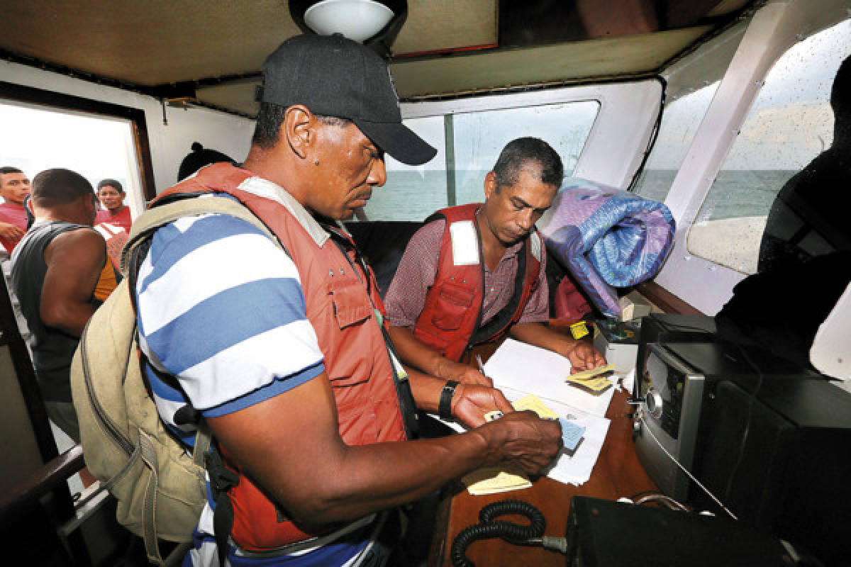 limitadas Inspecciones a botes pesqueros