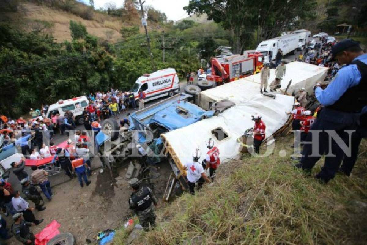 Suben a 24 los muertos del accidente en la salida al sur de la capital de Honduras