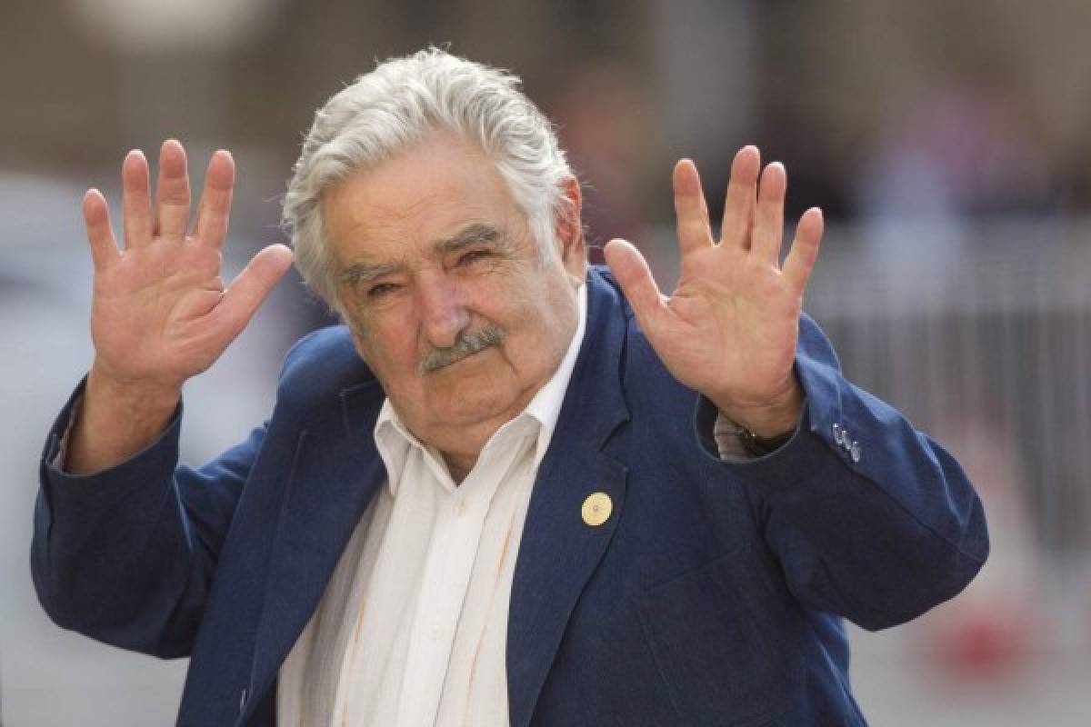 Mujica: 'Maduro está loco como una cabra'