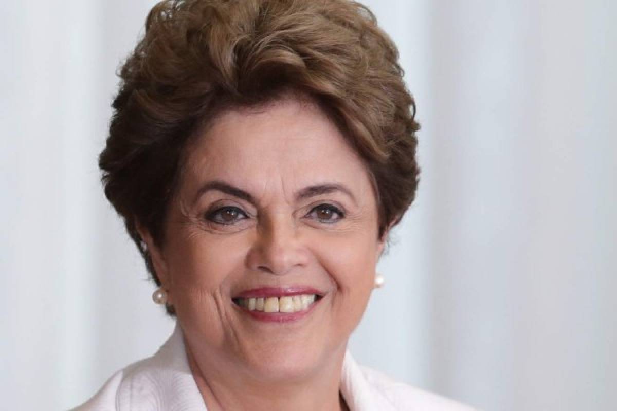 Dilma Rousseff solicita permiso a legisladores brasileños para realizar elecciones anticipadas
