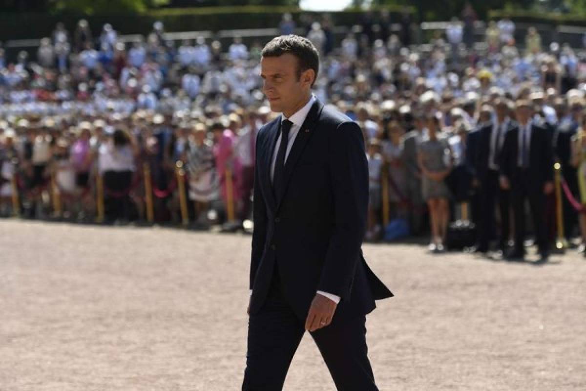 French President Emmanuel Macron attends a ceremony marking the 77th anniversary of late French General Charles de Gaulle's appeal of June 18, 1940, at the Mont Valerien memorial in Suresnes, outside of Paris, on June 18, 2017.The appeal, which was delivered on the BBC by Charles de Gaulle, served to rally his countrymen after the fall of France to Nazi Germany. / AFP PHOTO / POOL / bertrand GUAY