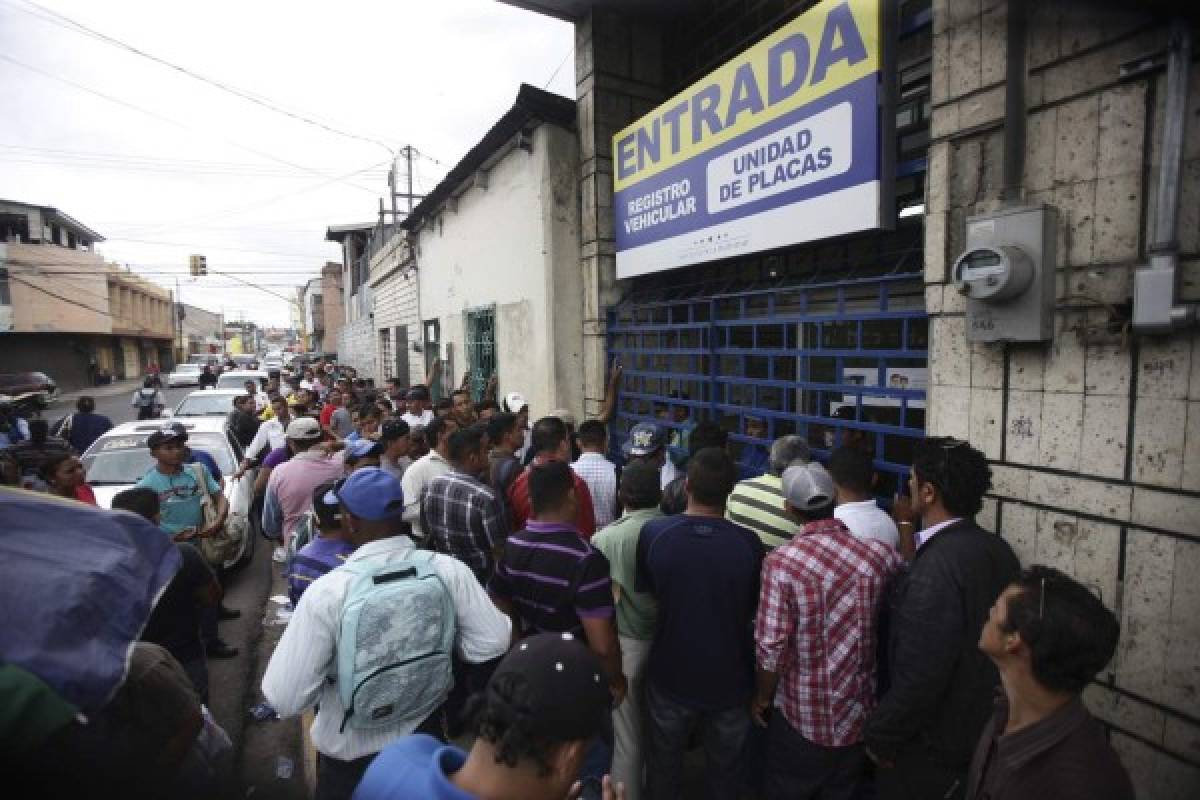 Es la hora cero para vehículos sin placas