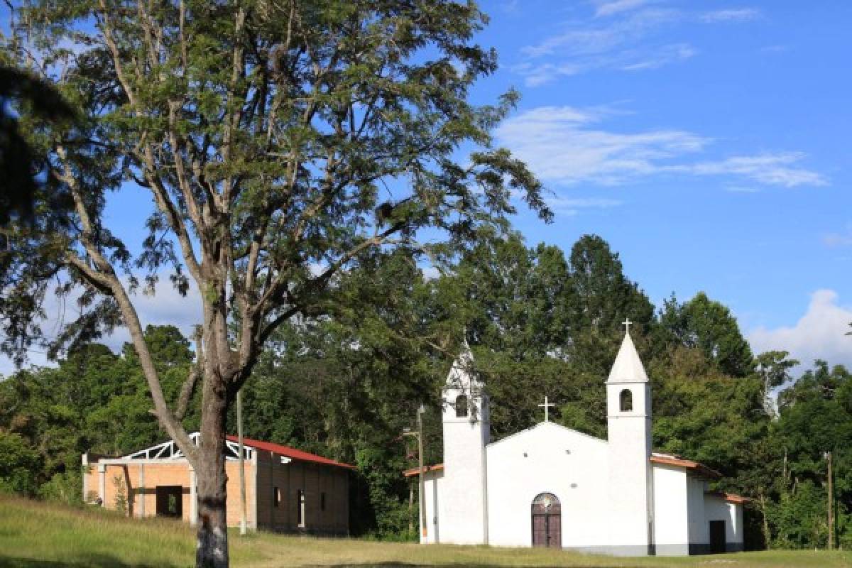 La iglesia virge de concepción se encuentra en la provincia de Zambrano. Foto: Marvin Salgado