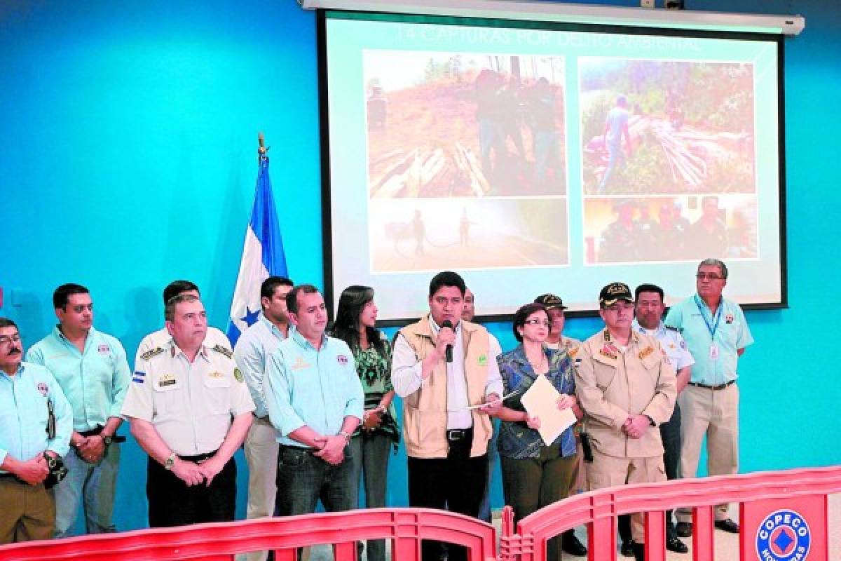 Escasez de agua limita combate contra incendios