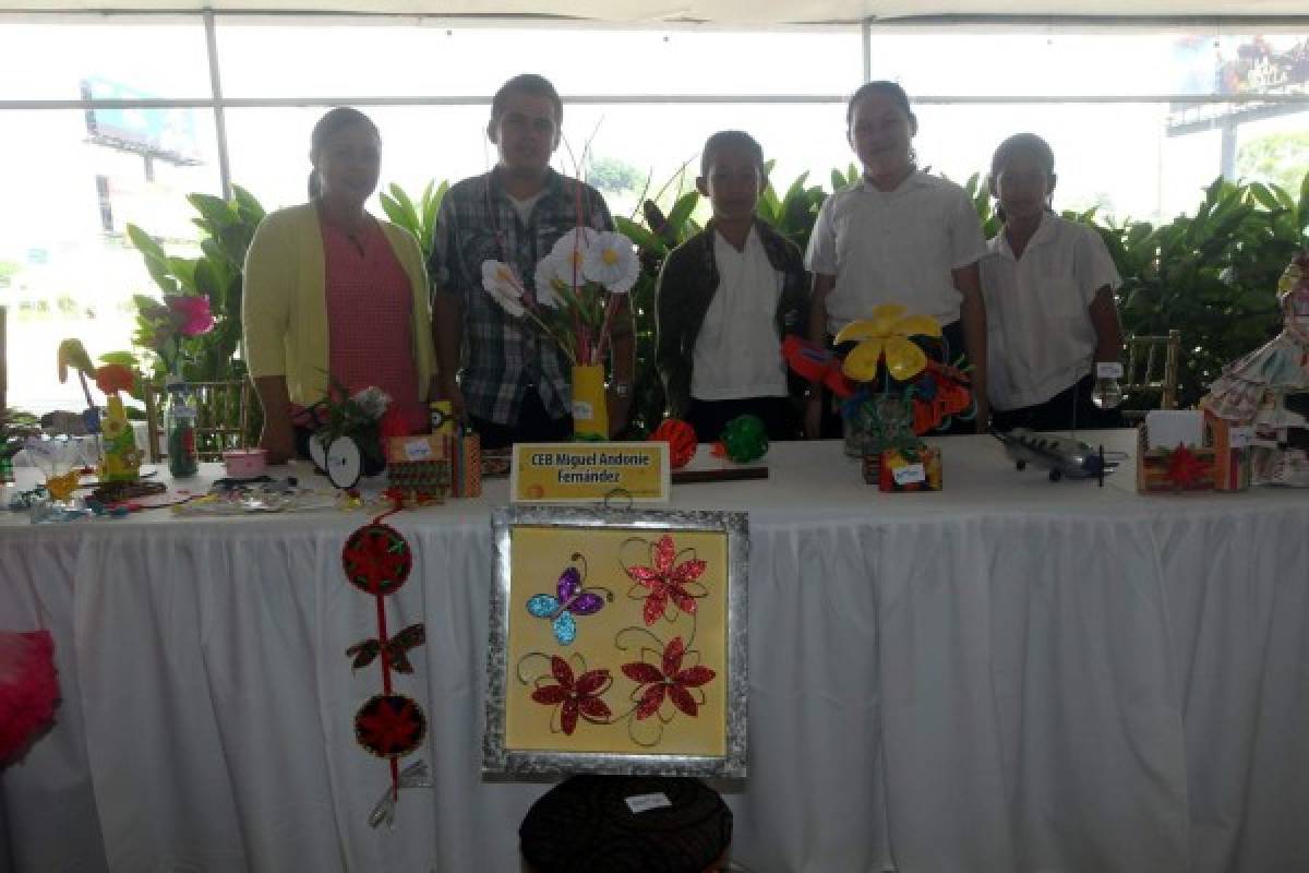 Un éxito la Megaexpoferia del Reciclaje de Escuelas Amigables con el Ambiente de EL HERALDO