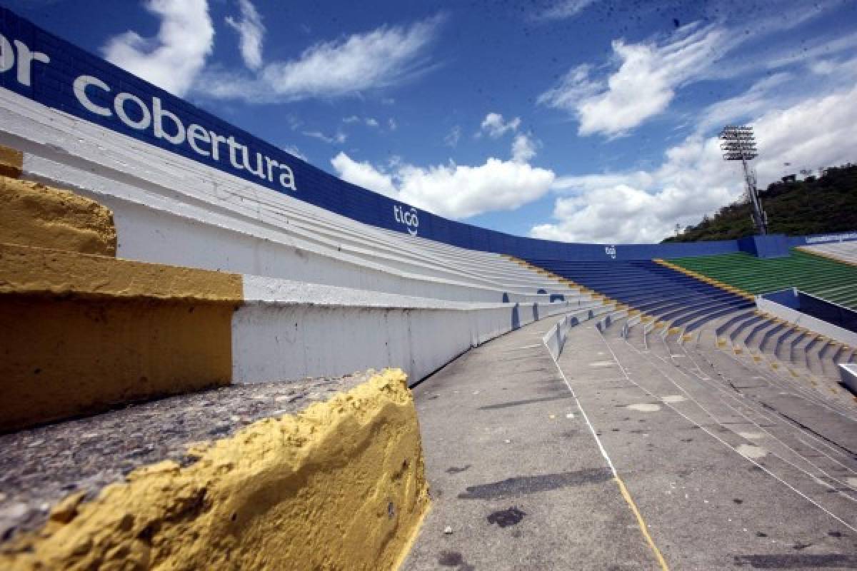 A estadio lleno no se cumple con la alerta amarilla en las graderías.