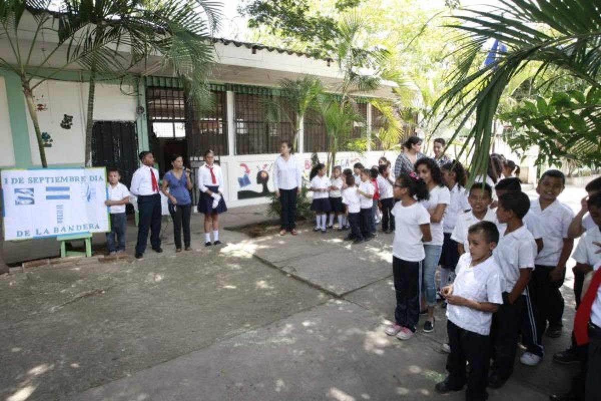 Murales cívicos adornan las paredes de los centros escolares de la capital de Honduras