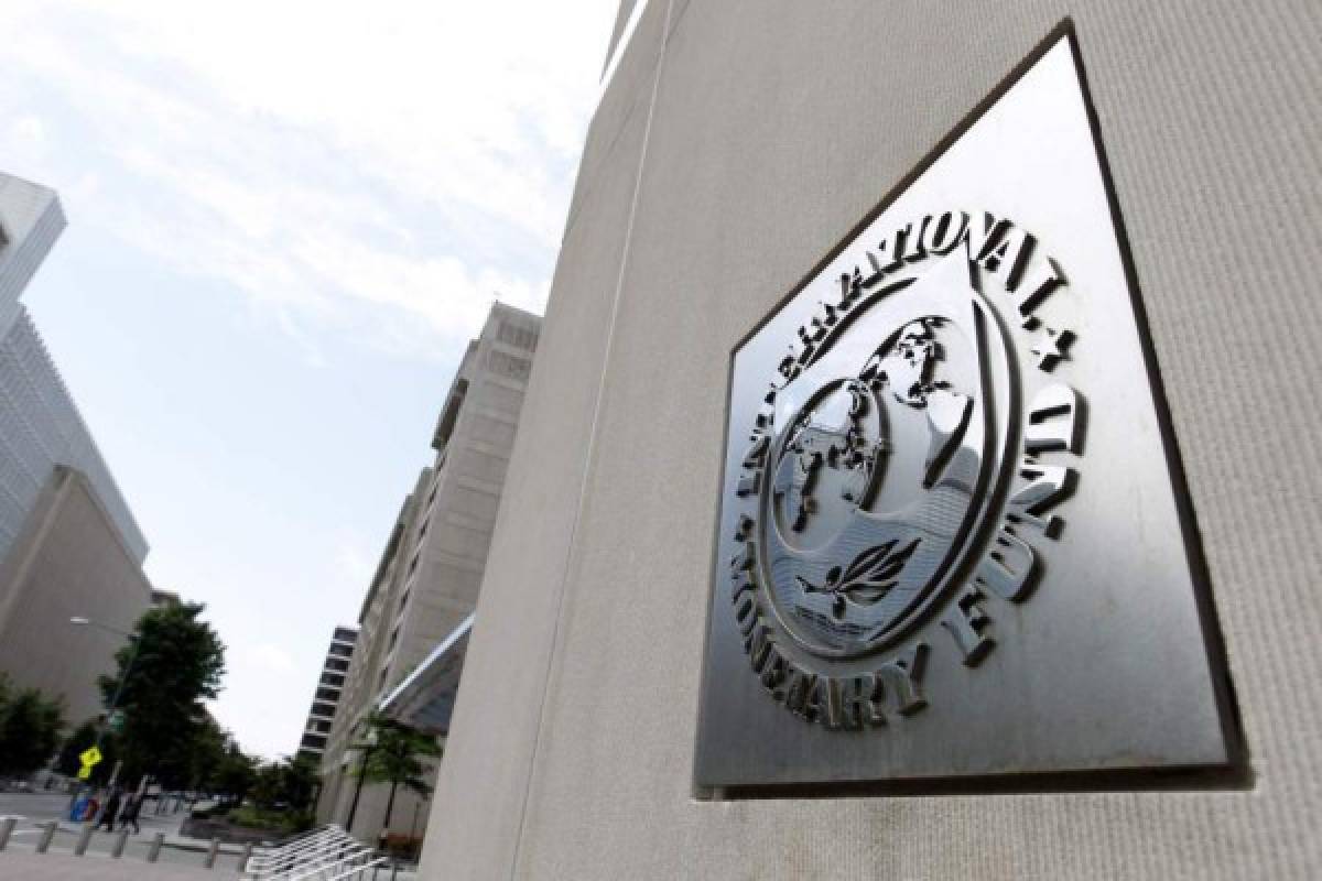 Fondo Monetario Internacional confía en que el gobierno cumplirá con déficit de -3.4%
