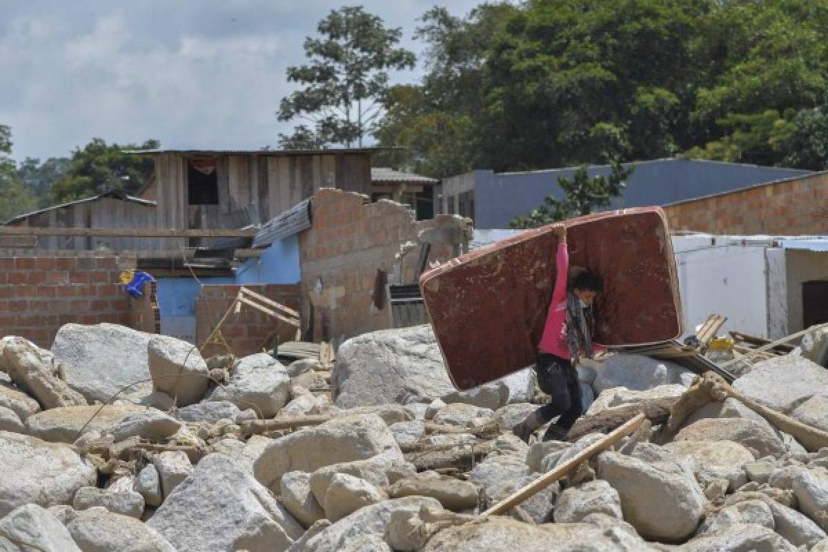 Suben a 306 los fallecidos por alud en Colombia, entre ellos 92 niños