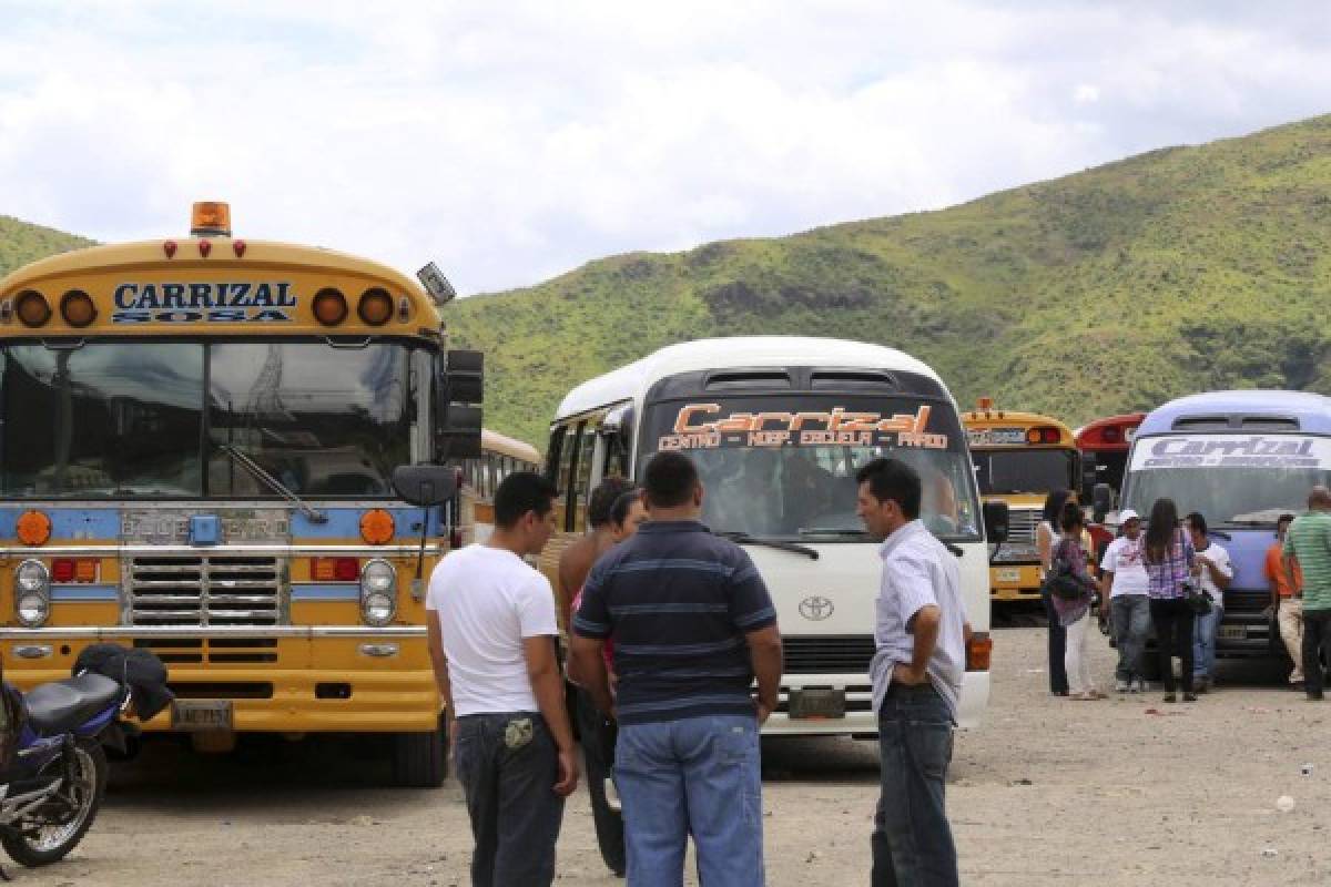 3,200 operadores de transporte han abandonado su trabajo