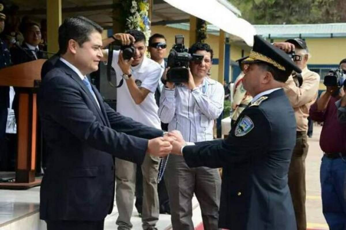 Secretaría de Seguridad asciende a 40 oficiales de la Policía Nacional