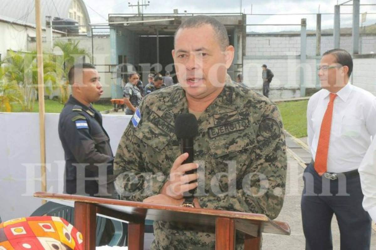 El teniente coronel César Nájera, quien permanece suspendido de sus funciones como director de la cárcel de Támara, foto: David Romero / EL HERALDO.