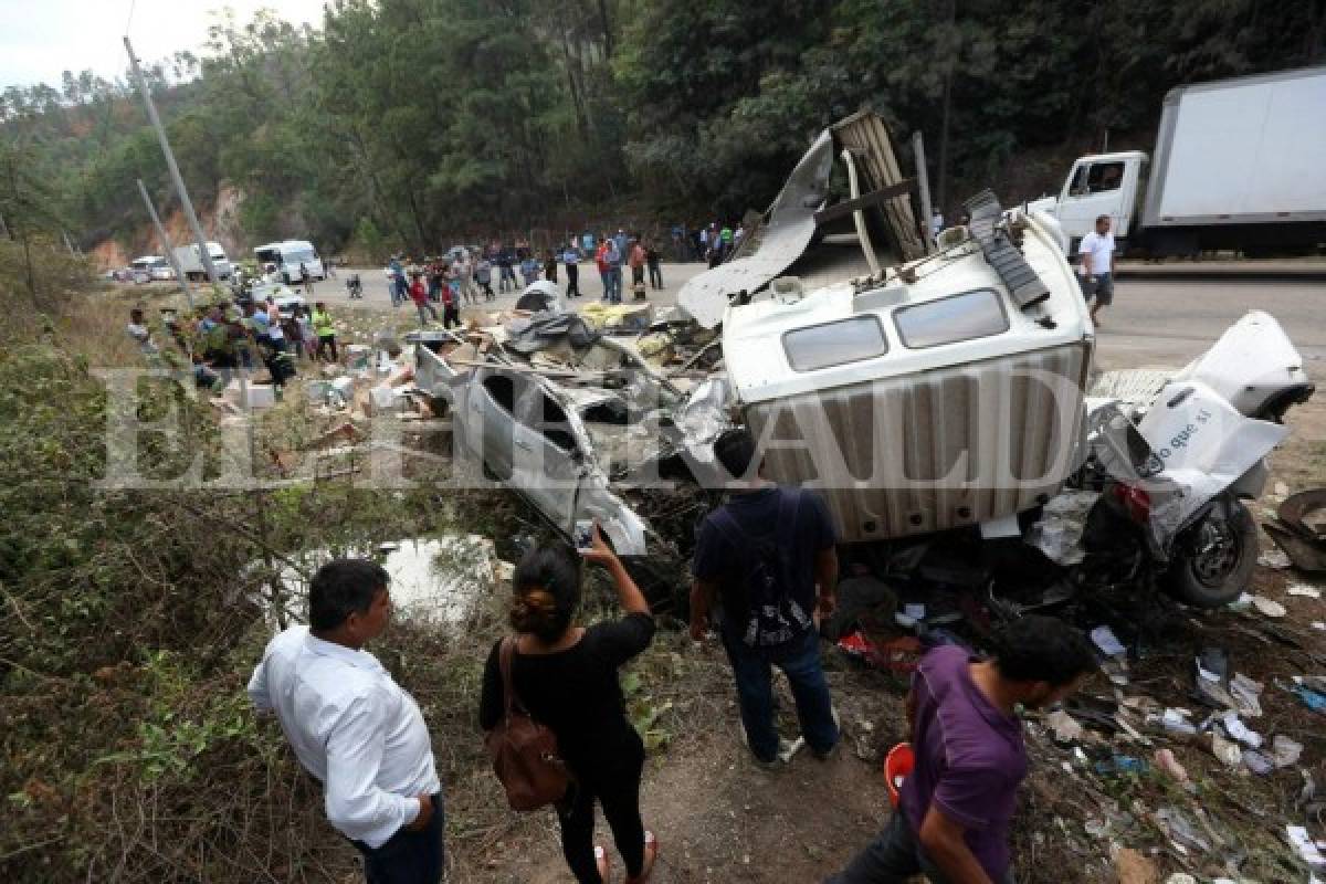Un muerto y decena de heridos deja accidente en carretera a oriente de Honduras